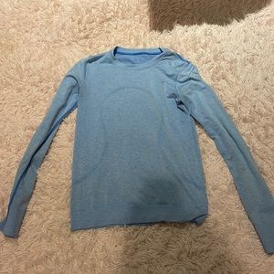 Lululemon long sleeve swifty tech